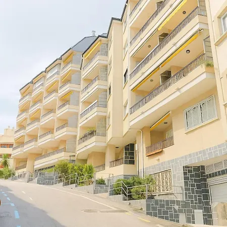 Arenal Silgar 아파트